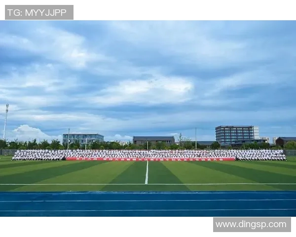 广州足球队团队协作的成功之道与未来发展探讨