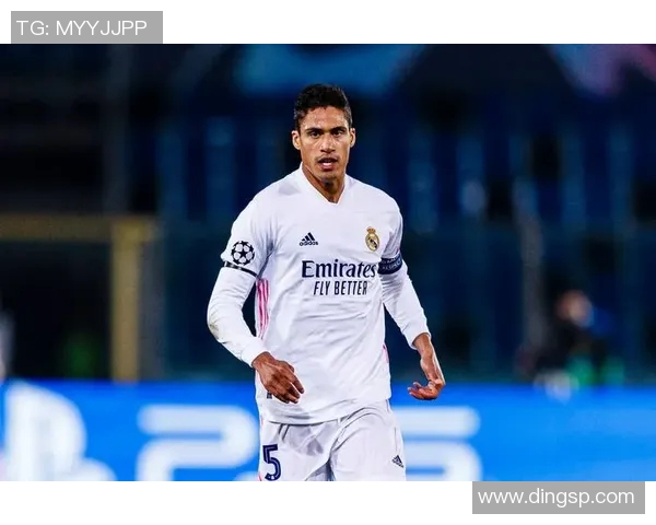 穿着26号球衣的足球明星们的传奇故事与赛场瞬间